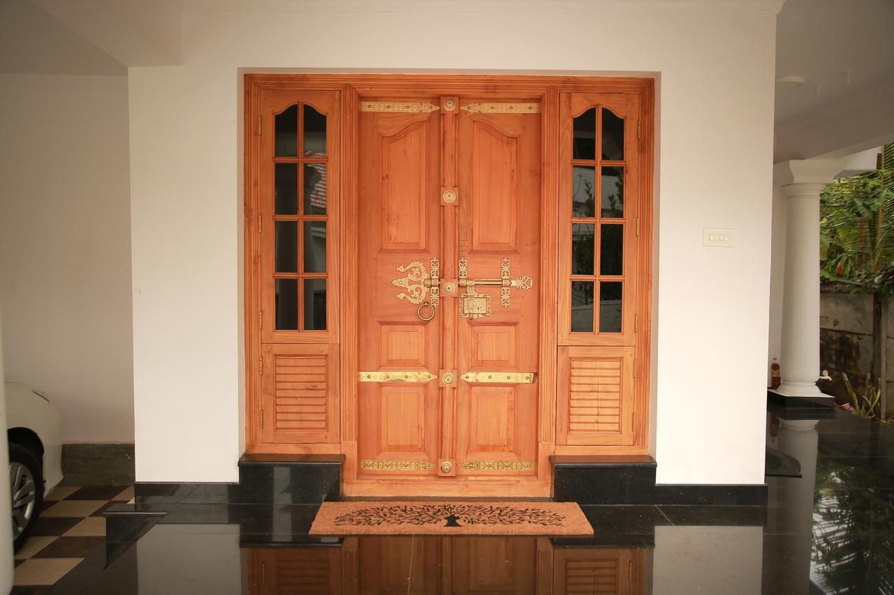 Luxury Villas of Guruvāyūr Extérieur photo